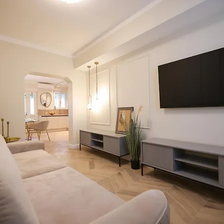 Apartment Golden Sea Organ